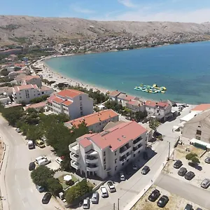 Buljanovic Pensjonat Pag Town