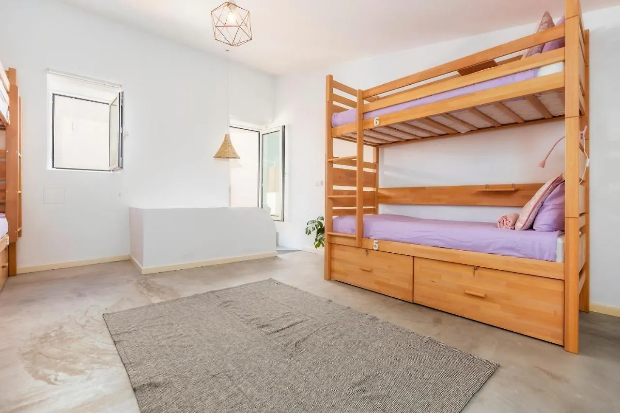 Female Hostel Faro Portugal